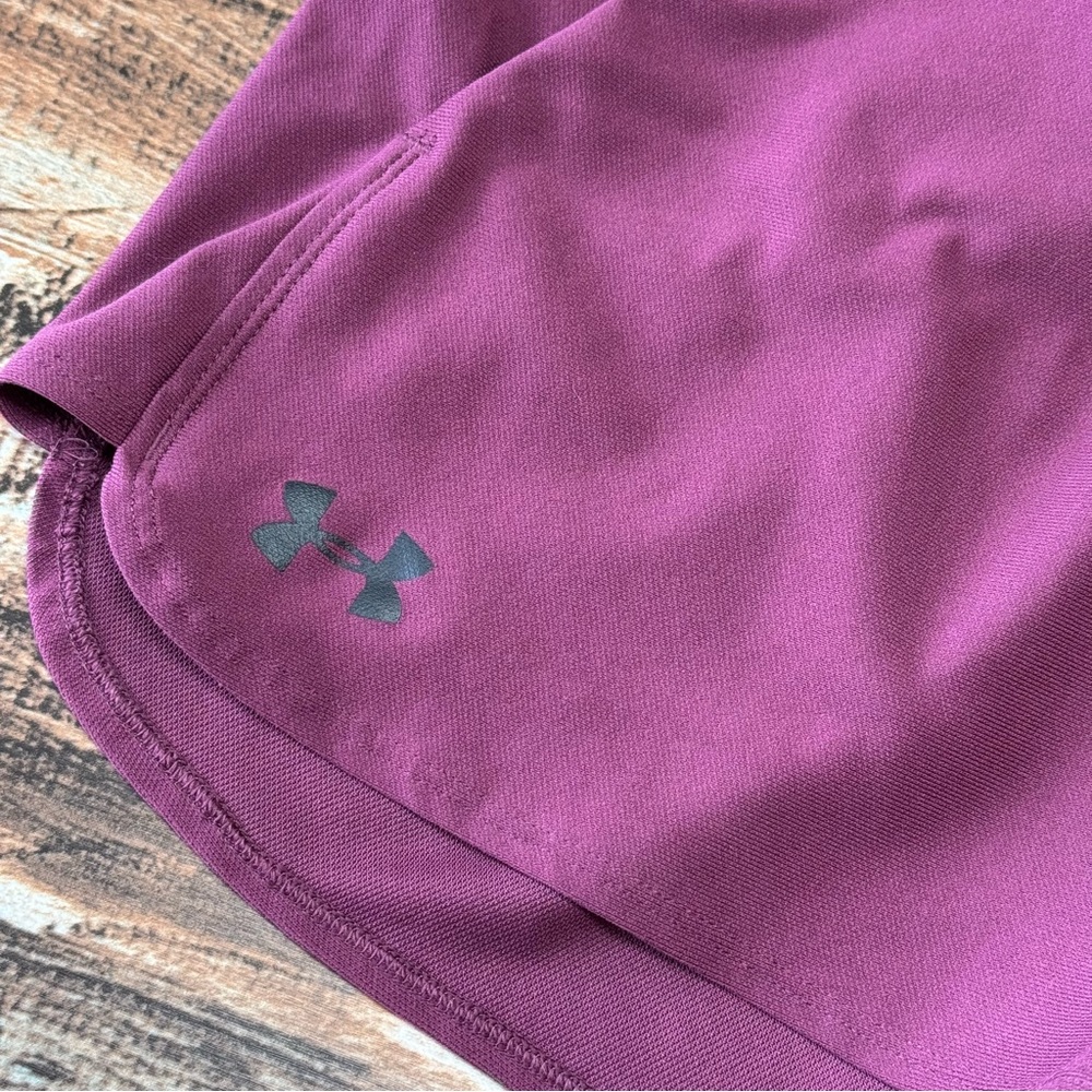 Women’s Under Armour Athletic Shorts | #A4 - Picture 3 of 11